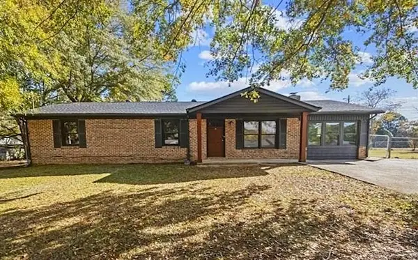 5 Knob Drive, Carrollton, GA 30116