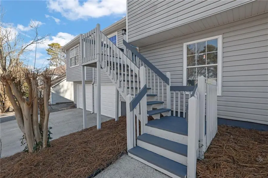 1112 Mountain Springs Drive Nw, Kennesaw, GA 30144 - Image #2