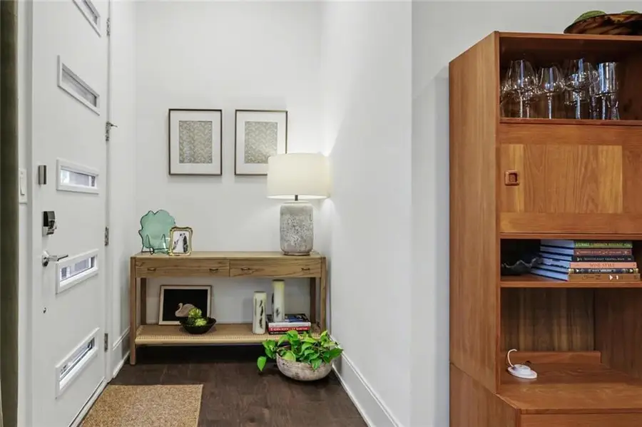 1327 Fairmont Avenue Nw, Atlanta, GA 30318 - Image #2