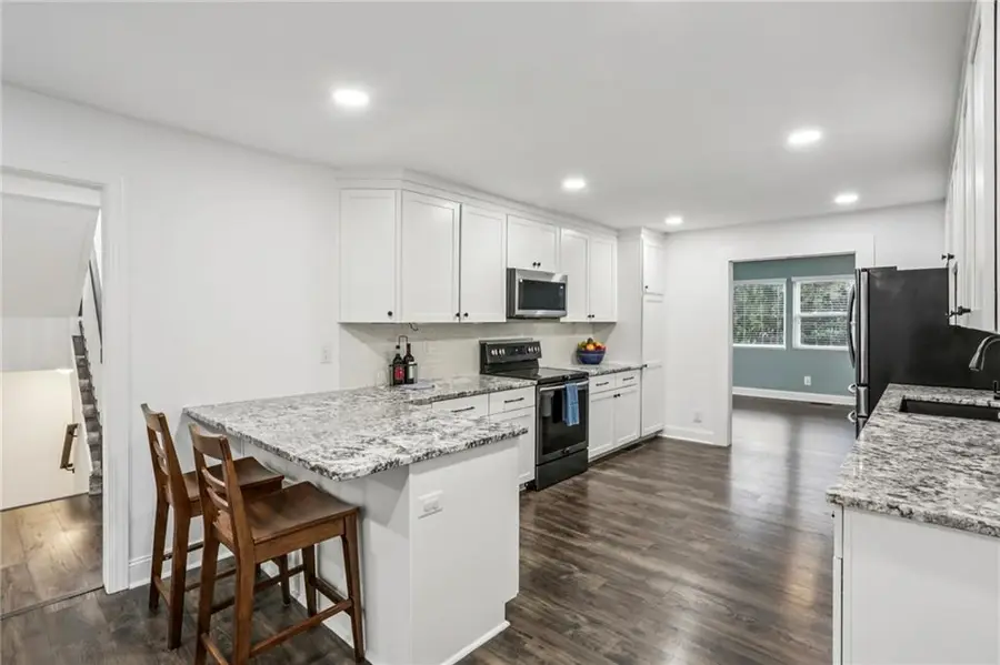 6118 Barfield Road, Atlanta, GA 30328 - Image #3