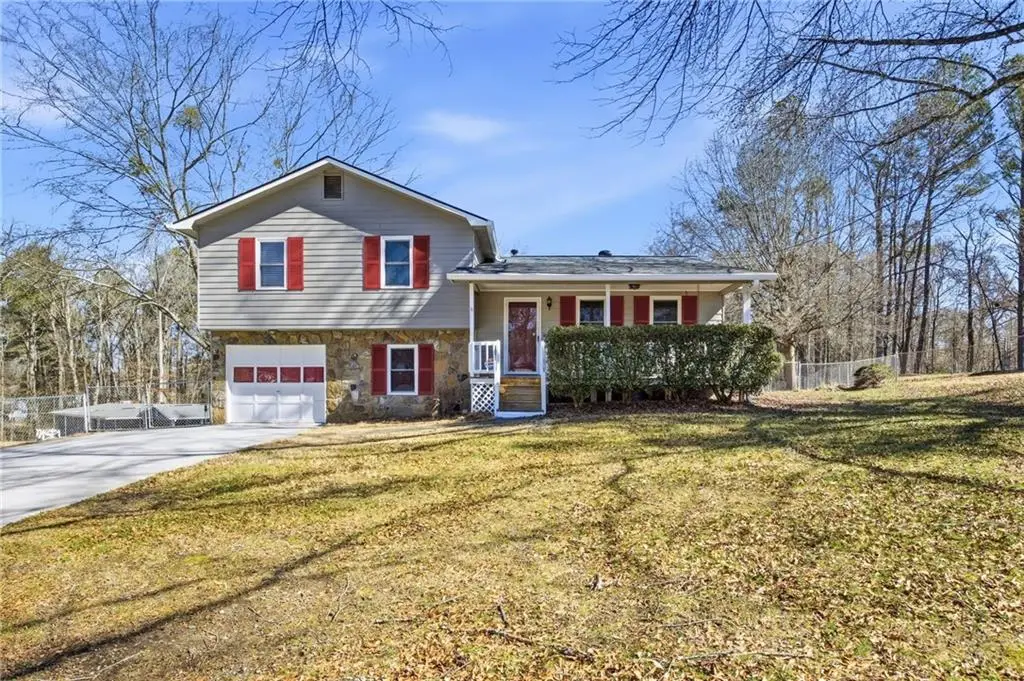 5002 Mclain Drive Nw, Acworth, GA 30101 - #1