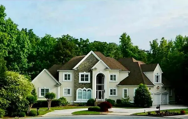 8250 Royal Saint Georges Way, Duluth, GA 30097