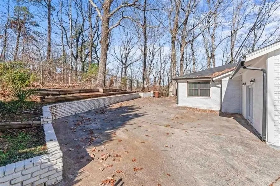 85 Bonnie Lane, Sandy Springs, GA 30328 - Image #3