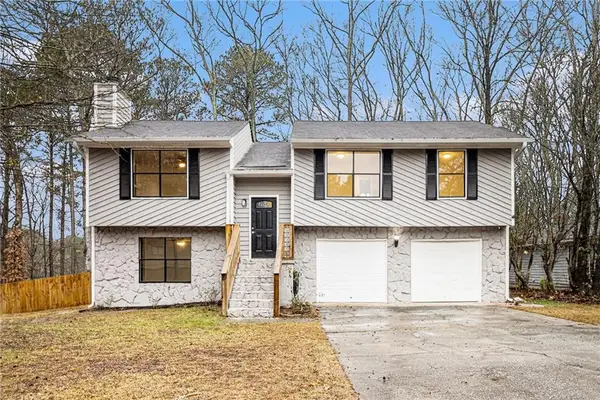 8443 Park Ridge Lane, Riverdale, GA 30274
