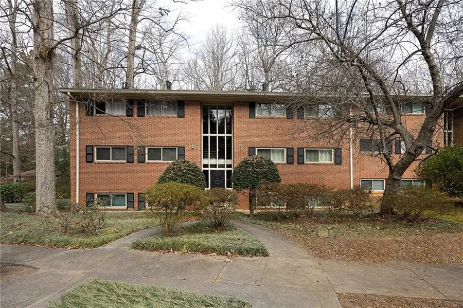 1111 Clairemont Avenue #J2, Decatur, GA 30030 - Image #2