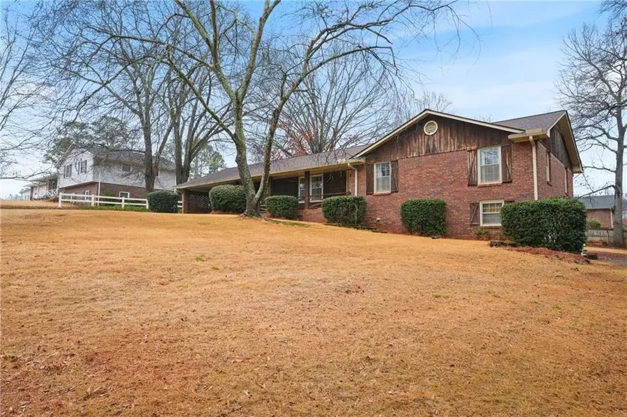 42 Benham Circle, Cartersville, GA 30120 - Image #2
