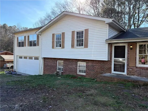 70 Henson Circle, Carrollton, GA 30117