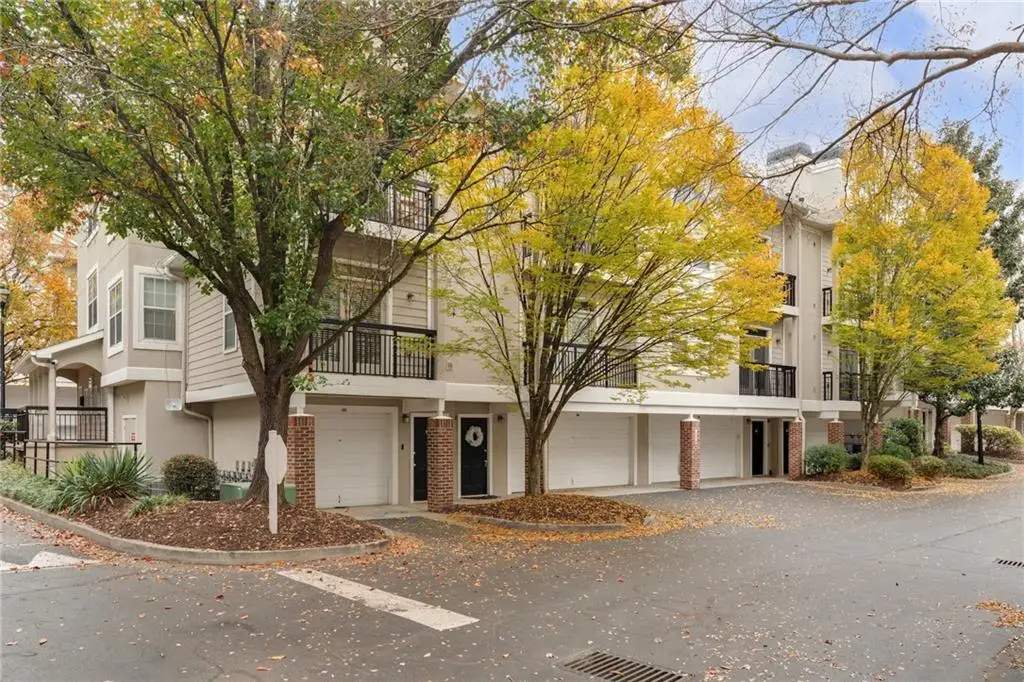 4248 River Green Drive Nw #309, Atlanta, GA 30327 - Image #1