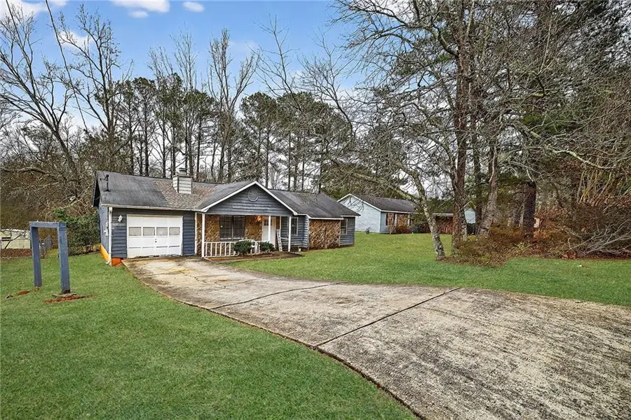 235 Montego Circle, Riverdale, GA 30274 - Image #2
