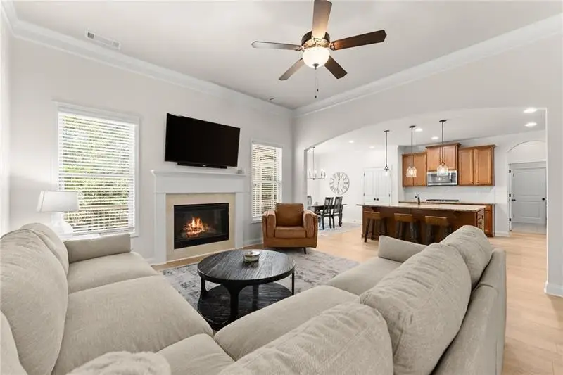 8055 Veranda Curve, Ball Ground, GA 30107 - #2