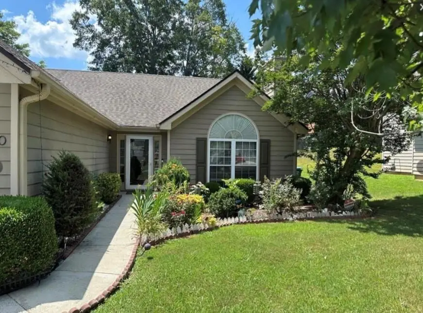 4080 Landress Park Drive Nw, Lilburn, GA 30047 - Image #2