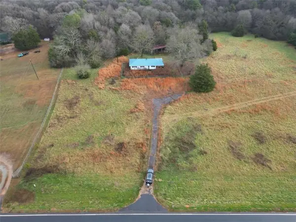 6050 Sandy Cross Road, Carnesville, GA 30521