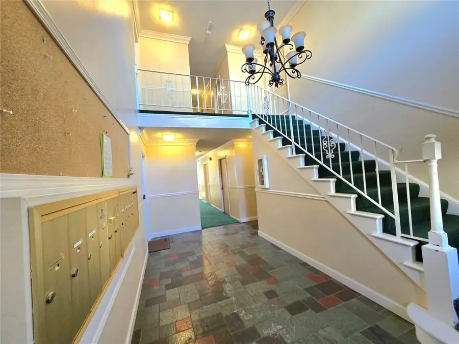 6851 Roswell Road Ne #I 13, Sandy Springs, GA 30328 - #3