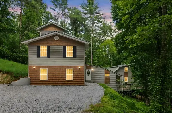 375 Deerfield Drive, Dahlonega, GA 30533