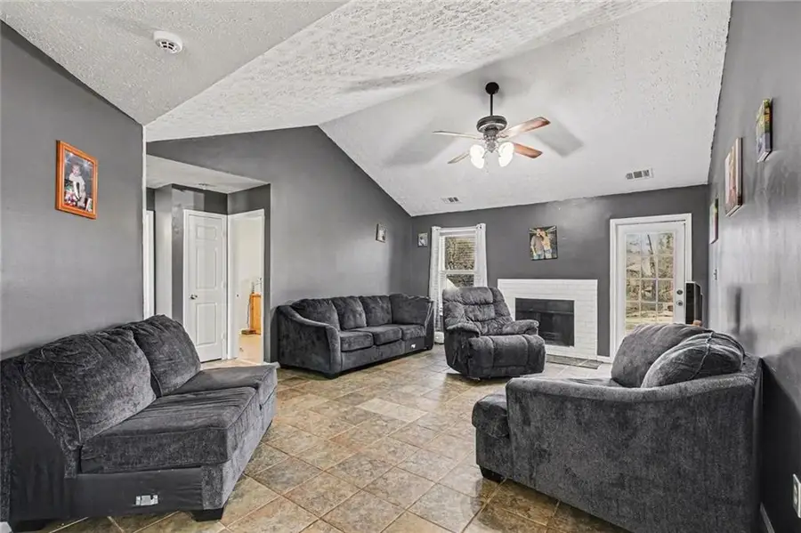 185 Jimmy Reynolds Drive, Jefferson, GA 30549 - #3