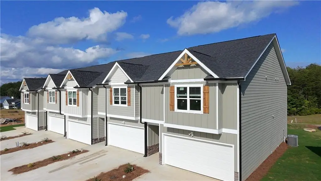 6354 Pine Ridge Point, Lula, GA 30554 - Image #1