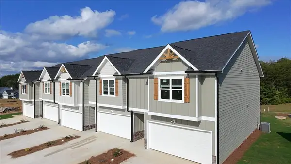 6350 Pine Ridge Point, Lula, GA 30554