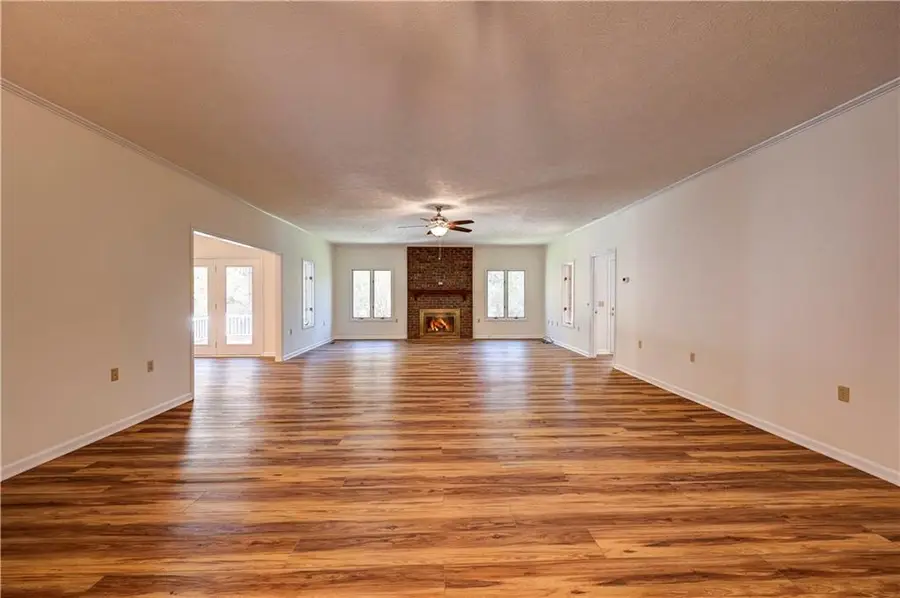 636 Tucker Hollow Road Se, Calhoun, GA 30701 - Image #2