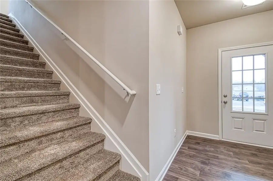 3487 Iron Hearth Bend, Snellville, GA 30039 - Image #3