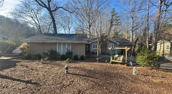 1474 Lakeshore Circle, Gainesville, GA 30501