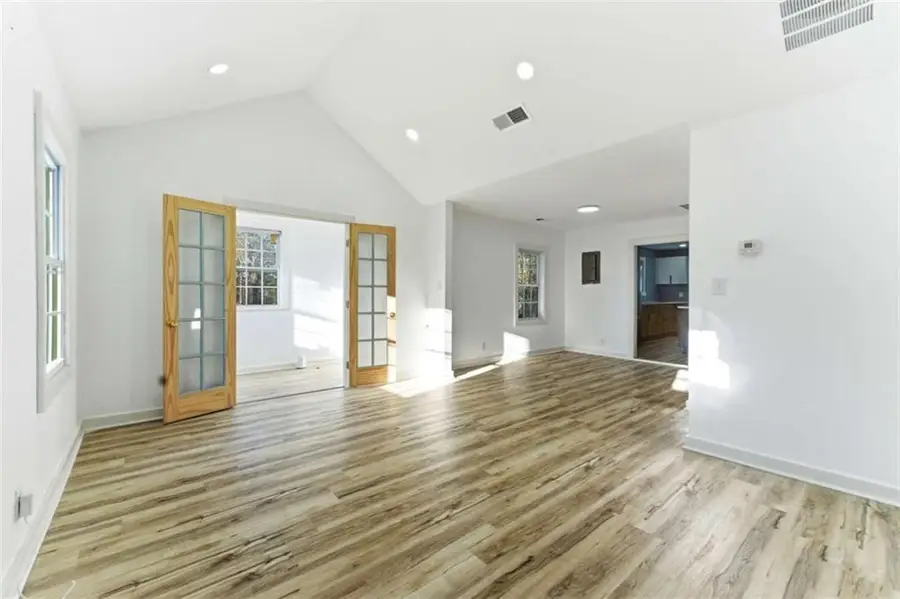 2103 Arlington Circle, Atlanta, GA 30318 - #2