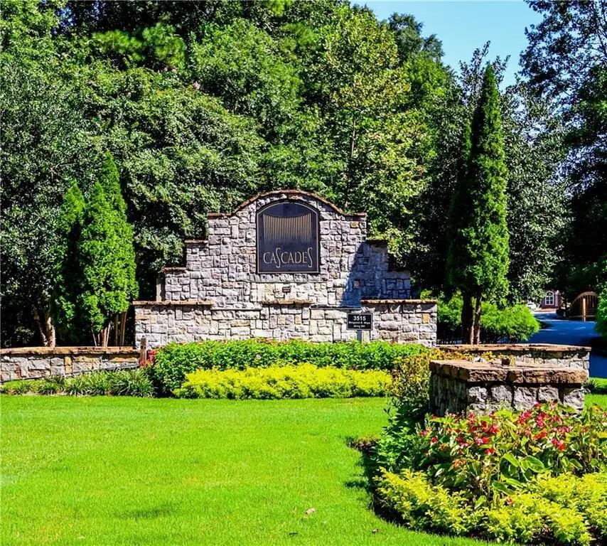 765 Crestwell Circle Sw, Atlanta, GA 30331 - Image #2