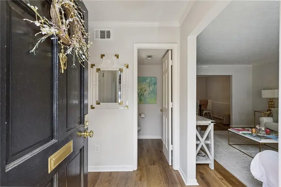 2 Scotland Place Nw, Atlanta, GA 30318 - Image #3