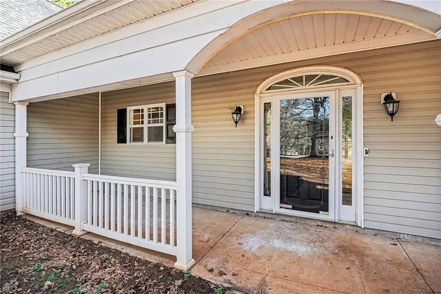 234 Lake Chase Drive N, Griffin, GA 30224 - #3