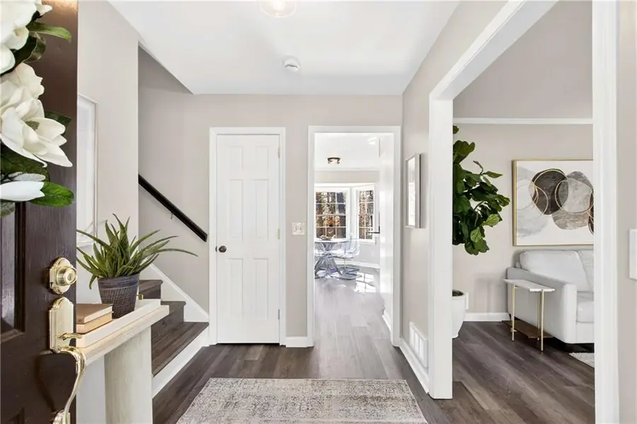 5121 Davantry Drive, Dunwoody, GA 30338 - Image #2