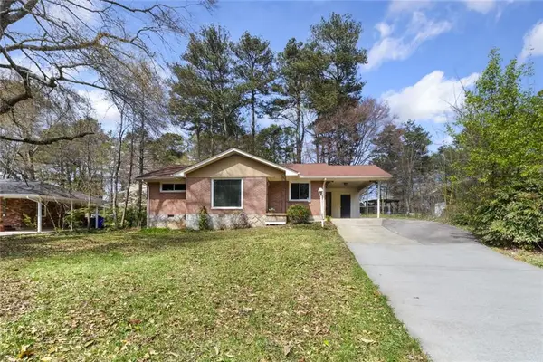 2042 Shady Lane, Tucker, GA 30084