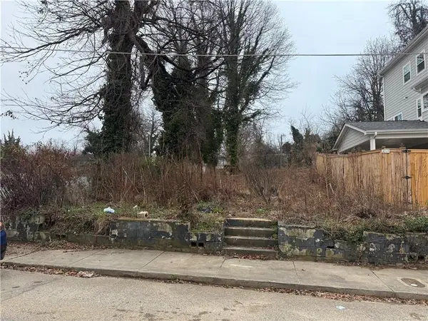 872 T P Burruss Sr Drive Sw, Atlanta, GA 30314