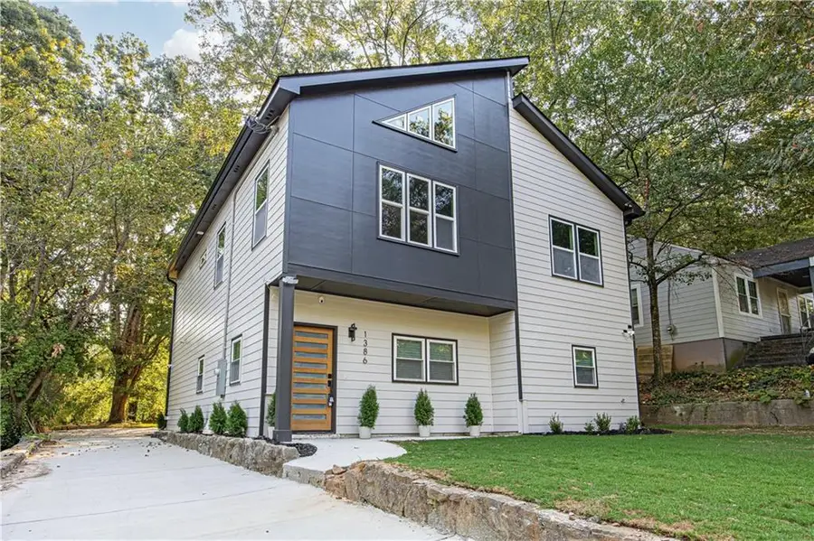 1386 Elizabeth Avenue Sw, Atlanta, GA 30310 - Image #2