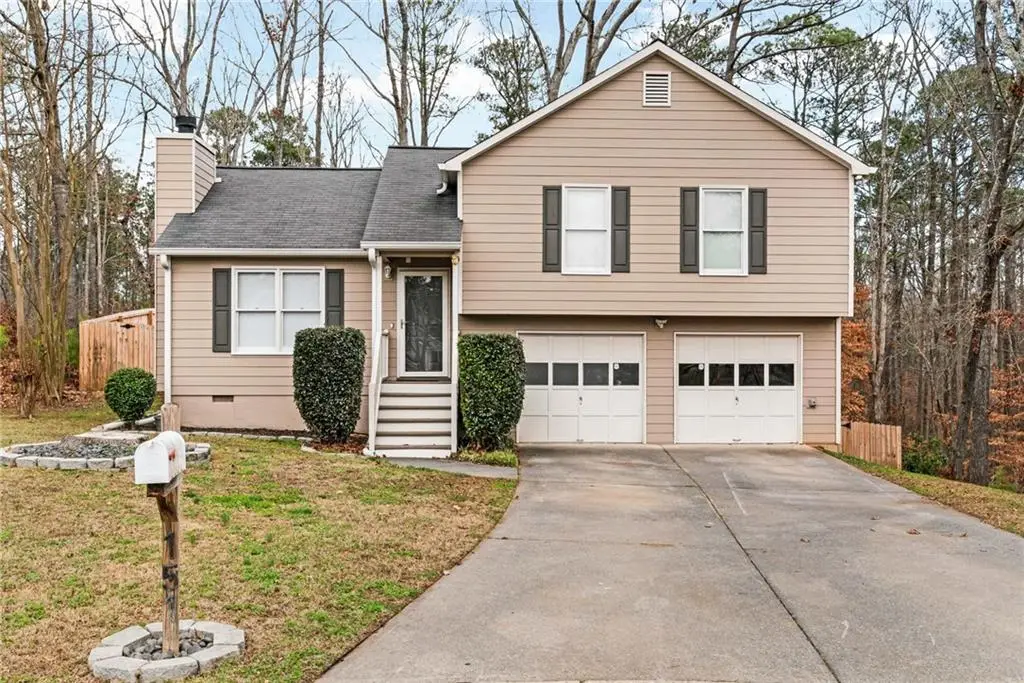 151 Aztec Way Se, Acworth, GA 30102 - Image #1