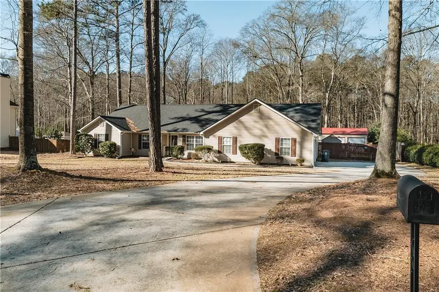 145 Beau Brook Lane, Sharpsburg, GA 30277 - Image #3