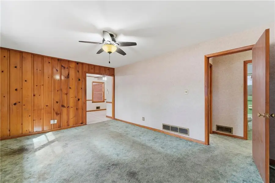 129 E Mimosa Drive, Jonesboro, GA 30236 - Image #3