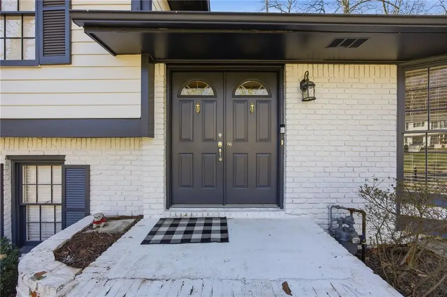 1523 Chateau Drive, Dunwoody, GA 30338 - Image #3