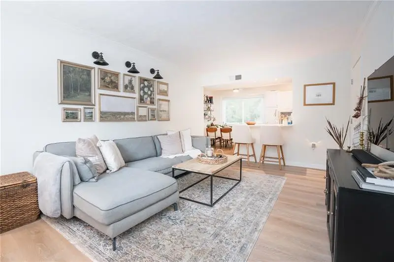 100 Biscayne Drive Nw #D1, Atlanta, GA 30309 - Image #1