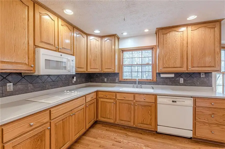 9996 Walden Drive, Jonesboro, GA 30238 - Image #3