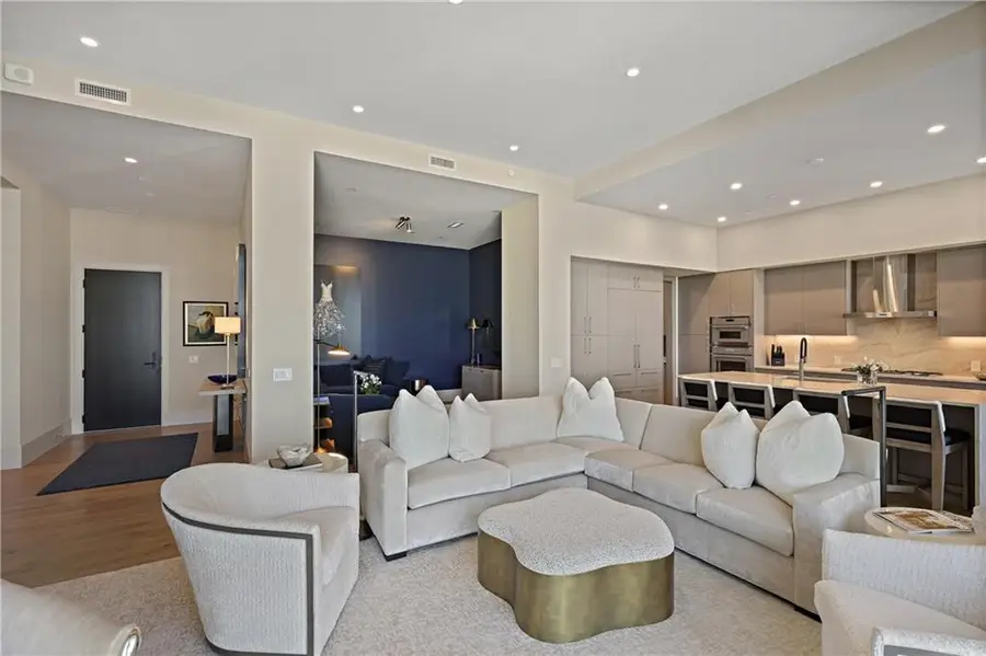 2425 Peachtree Road Ne #1802, Atlanta, GA 30305 - Image #3