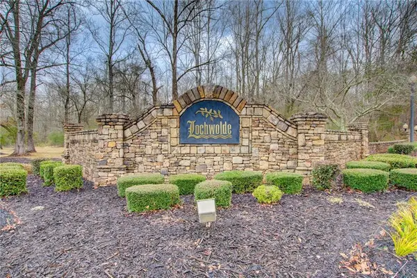 135 Inverleigh Row, Covington, GA 30014