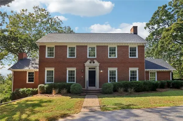 1441 Beaumont Drive Nw, Kennesaw, GA 30152