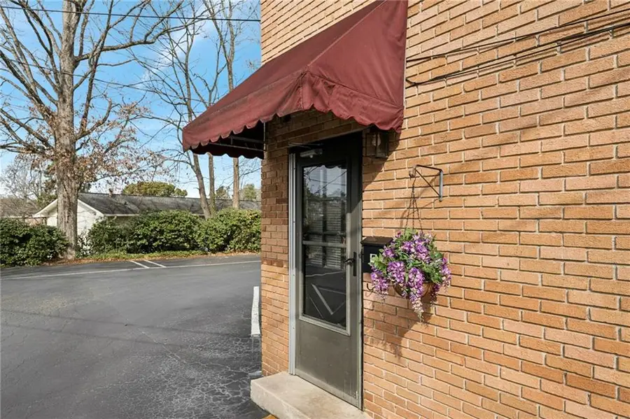 1233 Woodland Avenue Ne #5, Atlanta, GA 30324 - #2