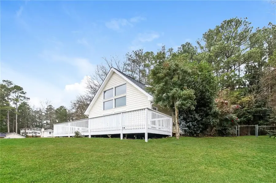 2536 Lakeshore Drive Ne, Conyers, GA 30012 - #2