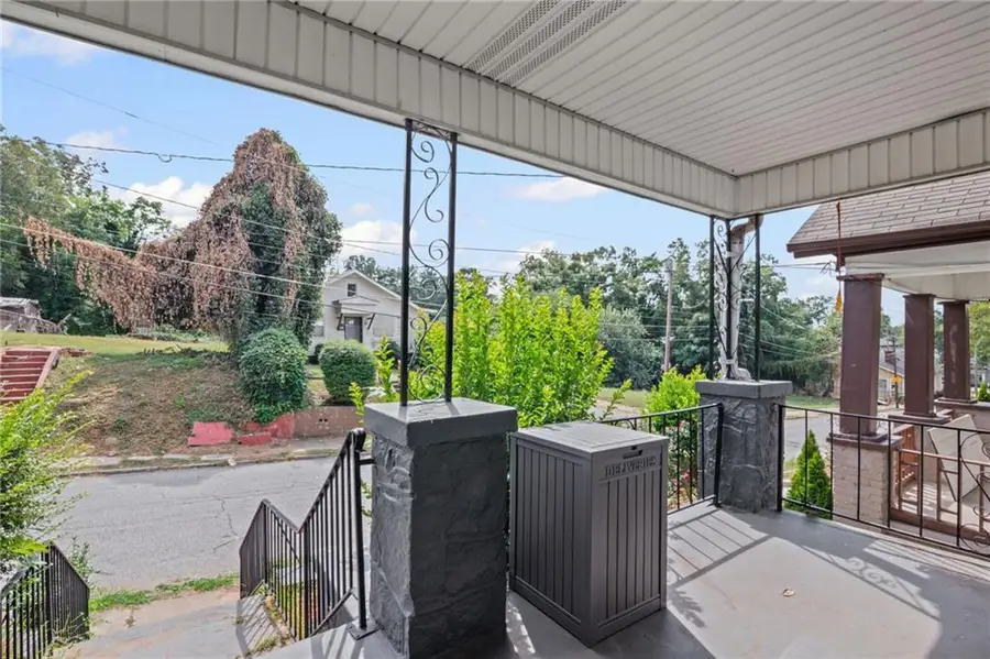 877 Beckwith Street Sw, Atlanta, GA 30314 - Image #2