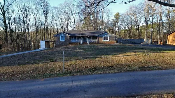 1558 Pine Circle, Lawrenceville, GA 30044