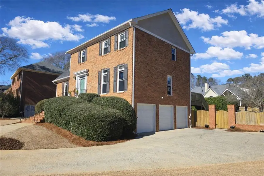 317 Covered Bridge Place Sw, Smyrna, GA 30082 - Image #2