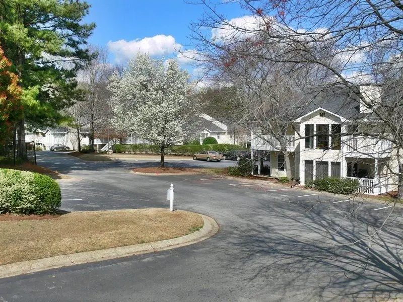 1305 Augusta Drive Se, Marietta, GA 30067 - Image #2