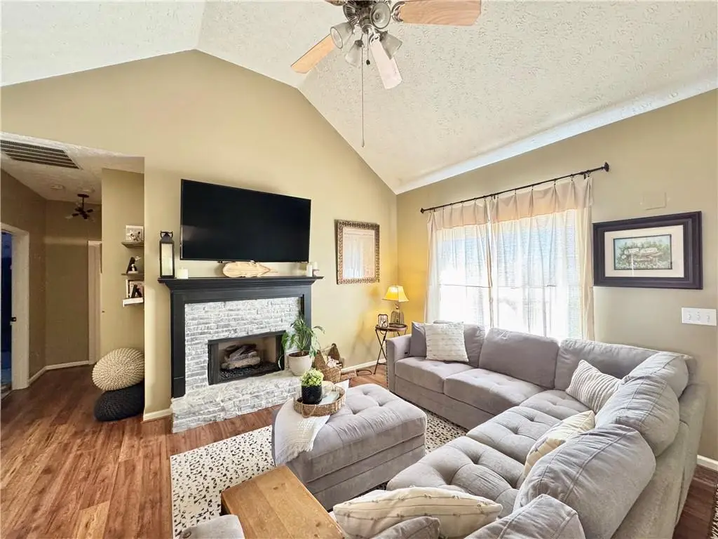 802 Hampton Way, Canton, GA 30115 - Image #1