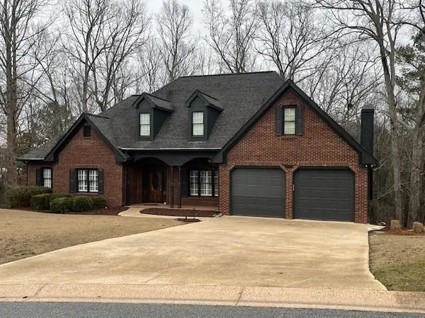 6086 Governors Walk Drive, Canton, GA 30115