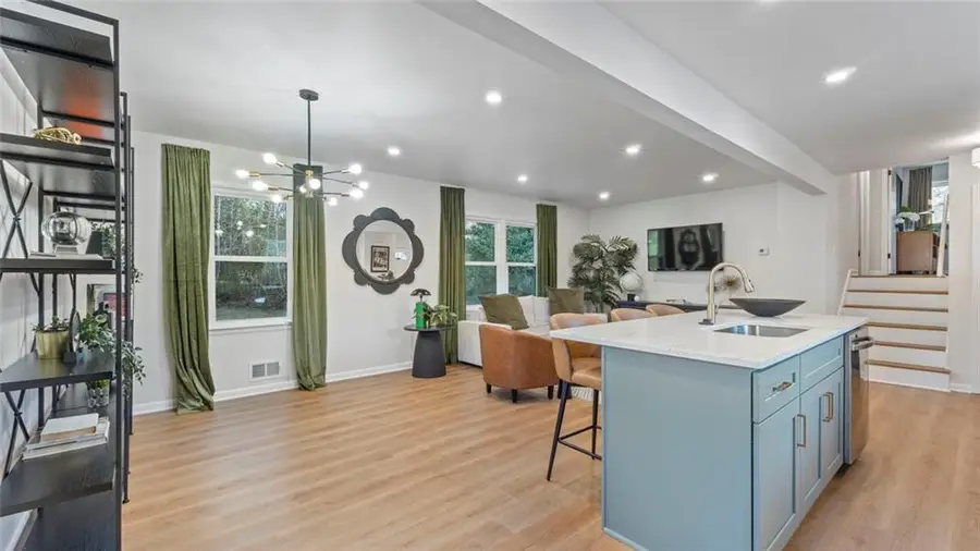 4088 Vale Court, Decatur, GA 30035 - Image #2